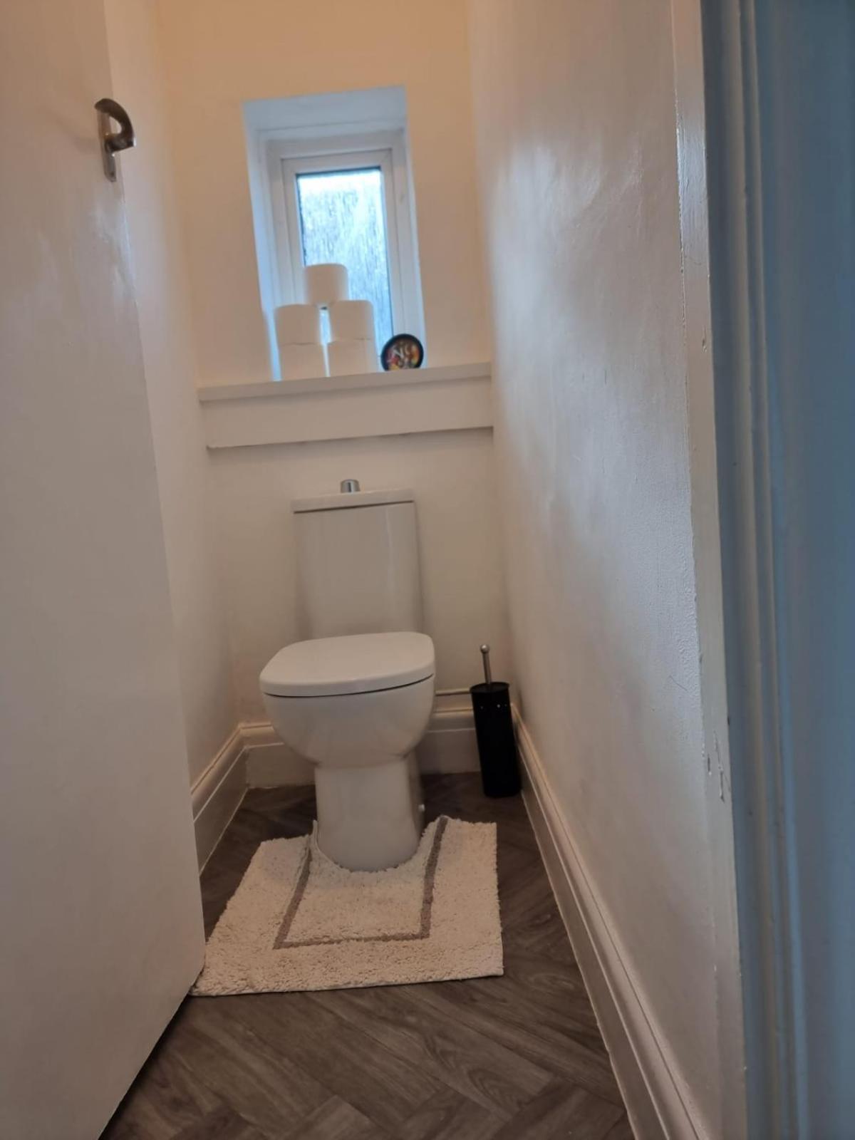 Radiant Accommodation Manor Lane Plymouth Buitenkant foto