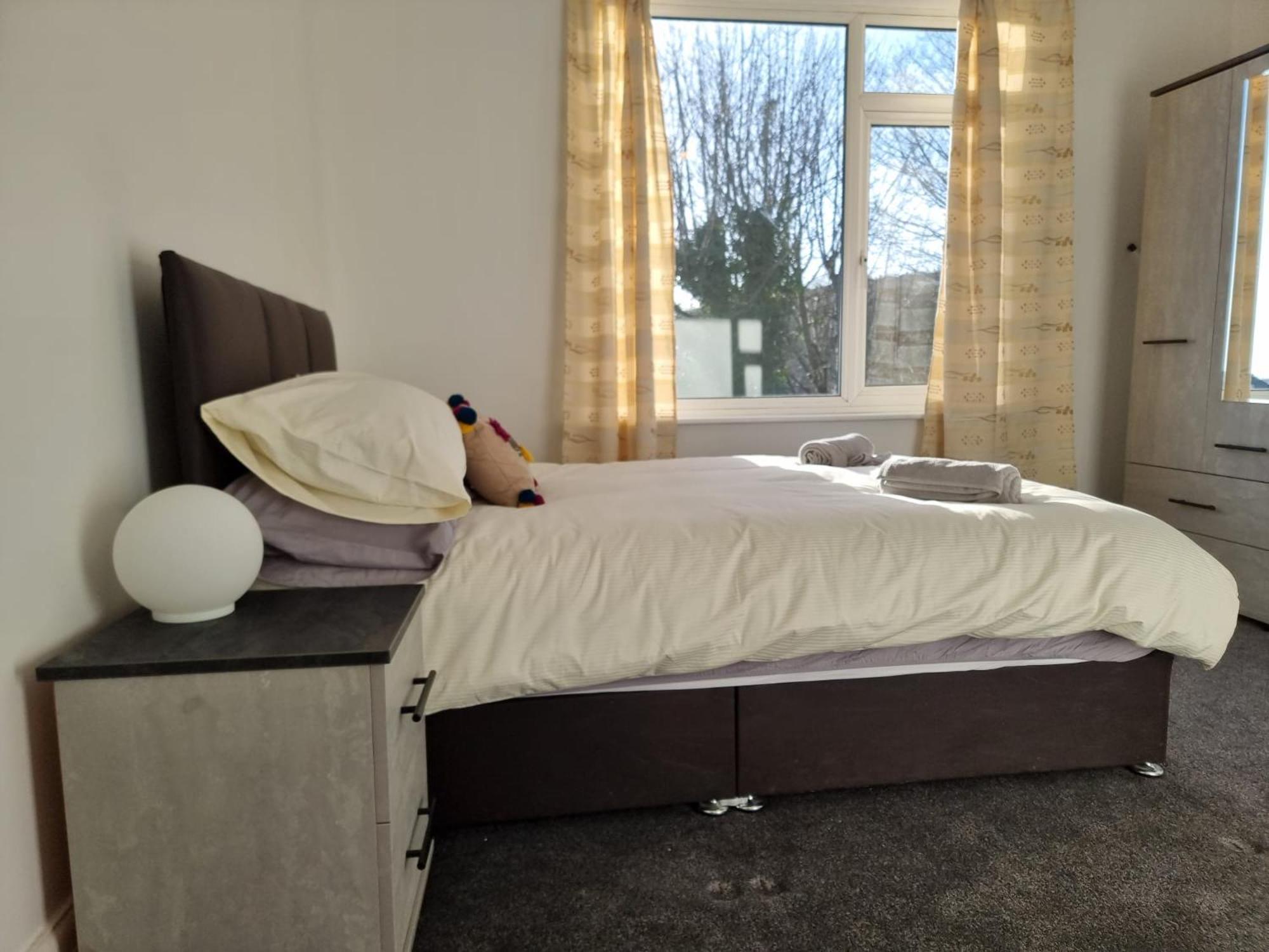 Radiant Accommodation Manor Lane Plymouth Buitenkant foto